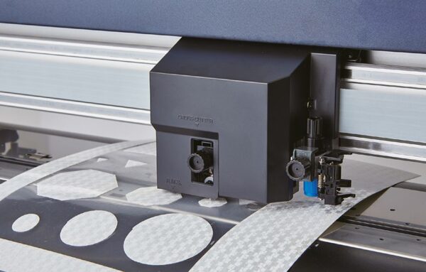 Plotter de corte Graphtec FC9000-140 - Imagen 2