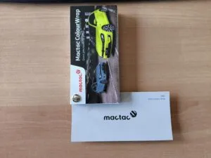 Mactac ColourWrap Gloss Ivory Grey (G61)