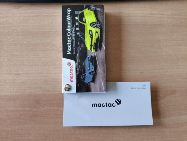 Mactac ColourWrap Gloss Ivory Grey (G61)