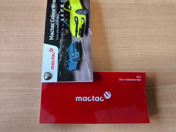 Mactac ColourWrap Gloss Valentine Red (G32)