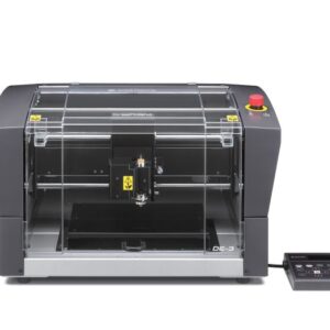Roland DE-3 - Desktop Engraver
